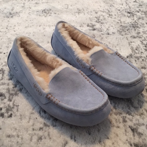 ugg summer shoes